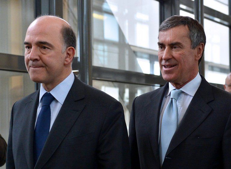 Pierre Moscovici, ministre des Finances, suivi alors par Cahuzac, déclare: «On entre dans une phase où toute parole politique est suspectée» (La Montagne, 7 avril 2013