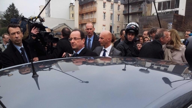 Hollande en rase campagne (à Tulle, le 9 avril 2013)?