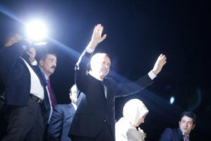 Recep Tayyip Erdogan à son arrivée le 7 juin à l'aéroport d'Istanbul