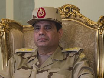 Le général Al-Sissi lance un appel à la mobilisation pour le vendredi 26 juillet 2013, soutenu par le Front de salut national, pour étayer la «légitimité» du CSFA