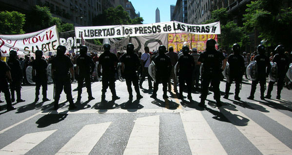 Mobilisation pour la libération des travailleurs du pétrole de Las Heras en décembre 2013