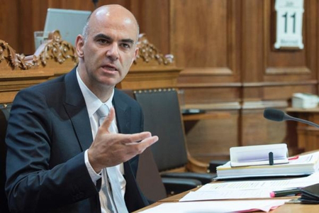 Alain Berset: contre la «caisse unique». Tel le «système d'assurance maladie», il a fait ses preuves. Pas besoin de l'affiner...