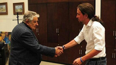 Pepe Mujica et Pablo Iglesias, au Palais présidentiel