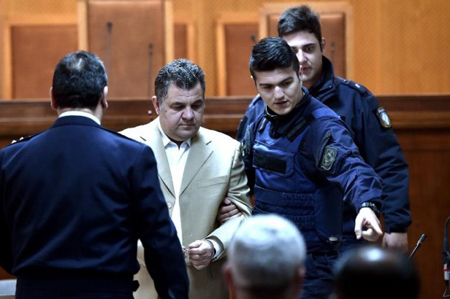 Giorgios Roupakias, le 20 avril, incriminé pour l'assassinat de Pavlos Fyssas