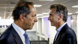 Daniel Scioli face à Mauricio Macri 