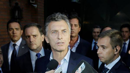 Mauricio Macri sort de la Quinta de Olivos, la résidence du «Président de la Nation»