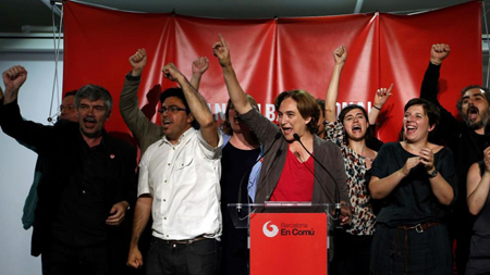 Ada Colau a «tiré»la liste à Barcelone lors des élections du 20 décembre 2015