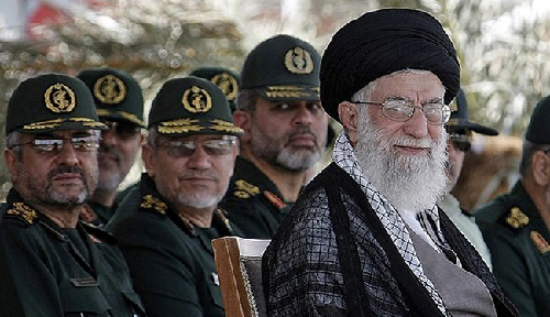 Ayatollah Seyyed Ali Khamenei à l'Université Imam Hussein: les facettes d'un pouvoir